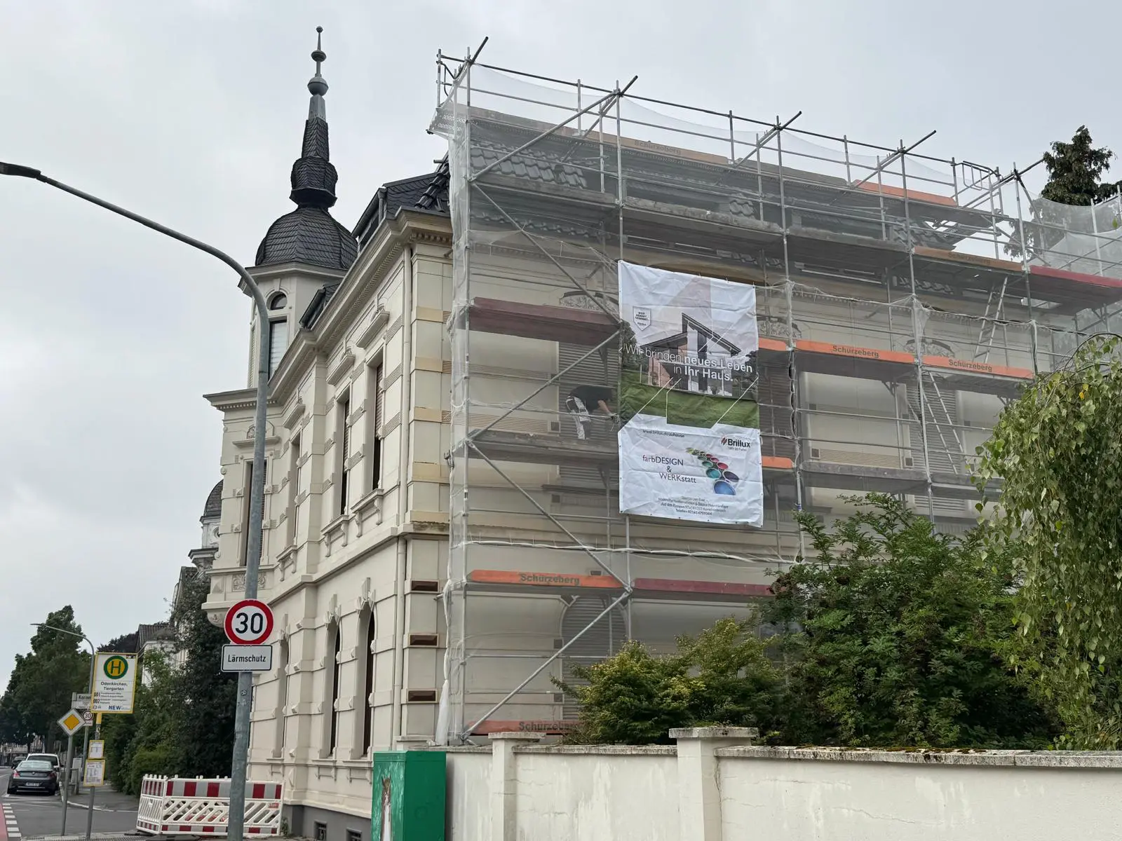 Aussenarbeiten am historischen Gebäude – farbDESIGN & WERKstatt